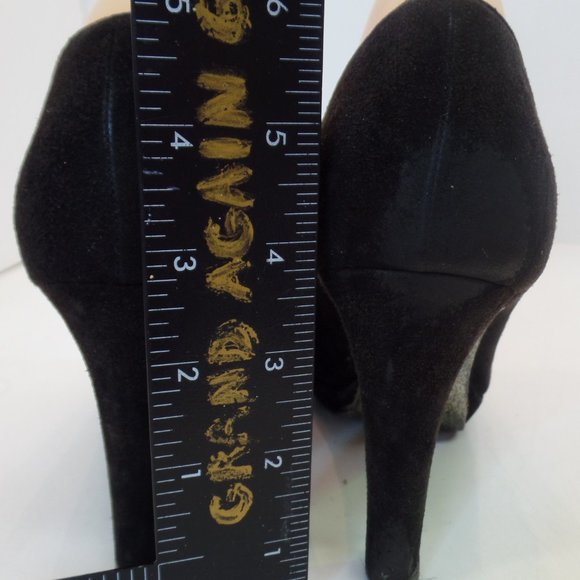 FENDI Made In Italy Black Suede Leather Pumps 4" Heels Sz 9 Timeless Classics - Picture 6 of 11